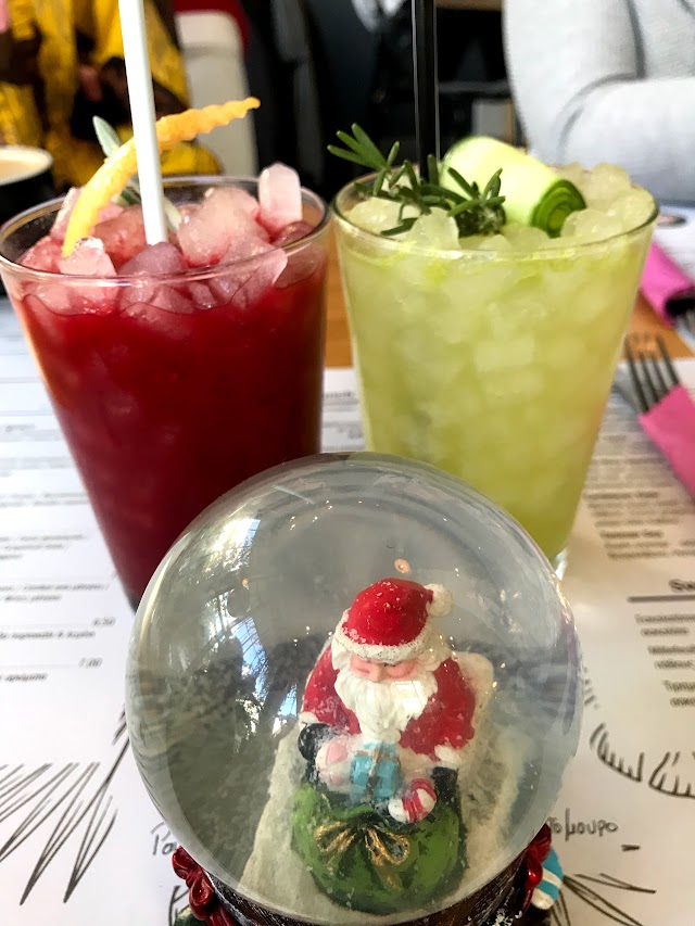 Flamingo Drinks & Food Stories