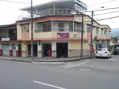 Photos of Sala De Belleza Jhony