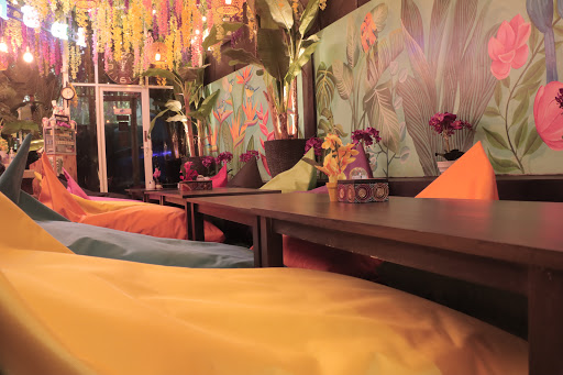 Waroeng Santai,Perumahan Beranda Garden