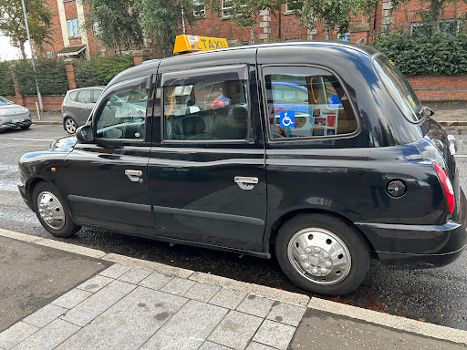 Black Taxi Tours Belfast - Thumbnail