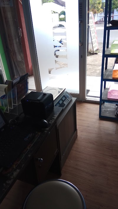 Photos of Q-Low Laundry Rembiga