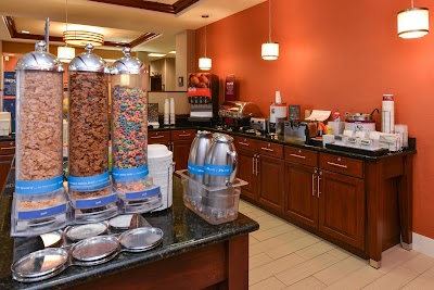 Photos of Hampton Inn College Park