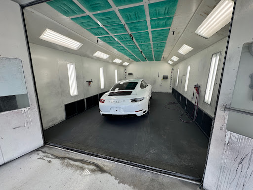 CARSTAR Manheim Imports Collision - Thumbnail