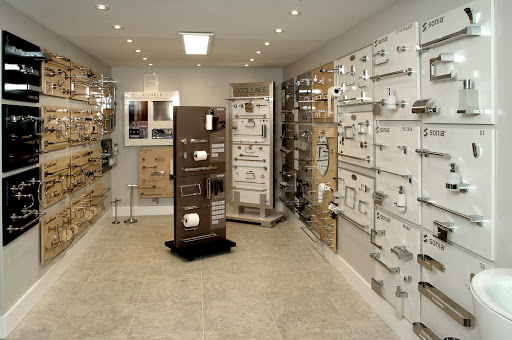 Millers Elegant Hardware - Visual