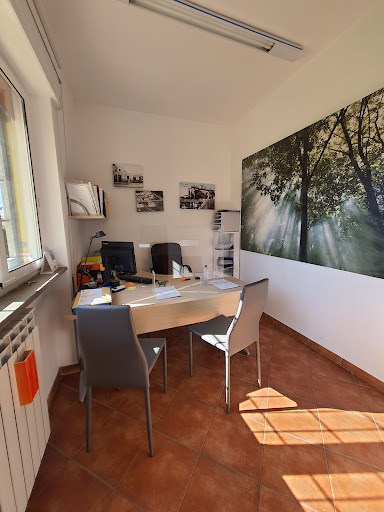 AXA Assicurazioni FIUMAS S.R.L. Gallery - Italy