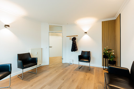 Zahnästhetik Troisdorf – Ellen Bär Gallery - Germany