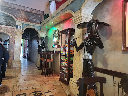 Mariachis & Tequila - Thumbnail