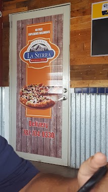 Pizzeria La Sierra, Author: Katherine Desarden