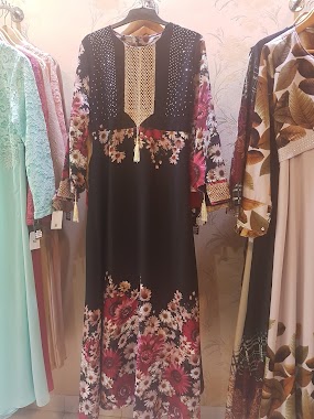 Butik elang khan, Author: imas elang