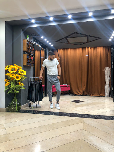 bLu denim store - Visual