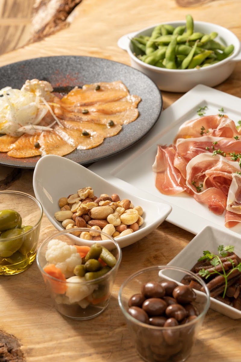 クラフトビールとワインとわたし AFFINO．（アフィーノ）豊田店