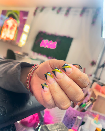 Xclusive Nailz Lounge by La Del Listo - Thumbnail