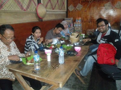 Photos of WAROENG KAMPOENG