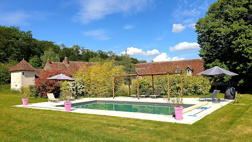 Photo de Château de la Huberdière : Chambres d'hôtes, piscine chauffée, salle de réception et mariage, centre val de Loire à Nazelles-Négron (37530)