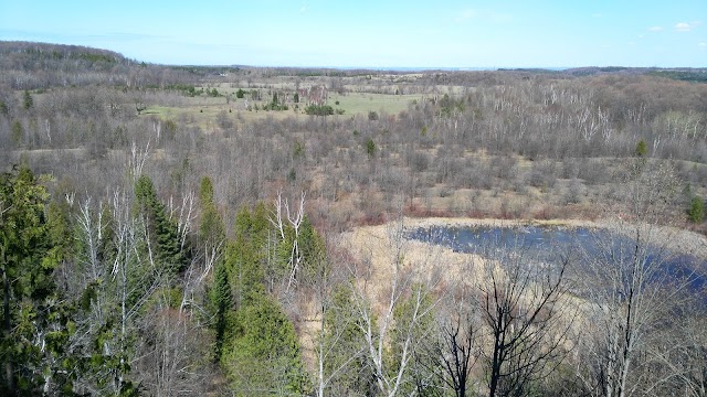 Mono Cliffs Provincial Park