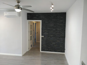 Photo n°9 de Global Multitec : Maintenance multitechniques & Travaux à Clichy (Menuisier)