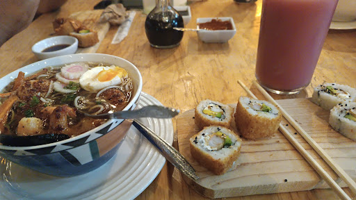 Two Sushito - Visual