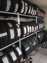 Photo n°13 de Auto Pneus 63 à Gerzat (Magasin de pneus)