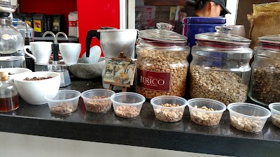 Photos of Caf&eacute; El Saturia
