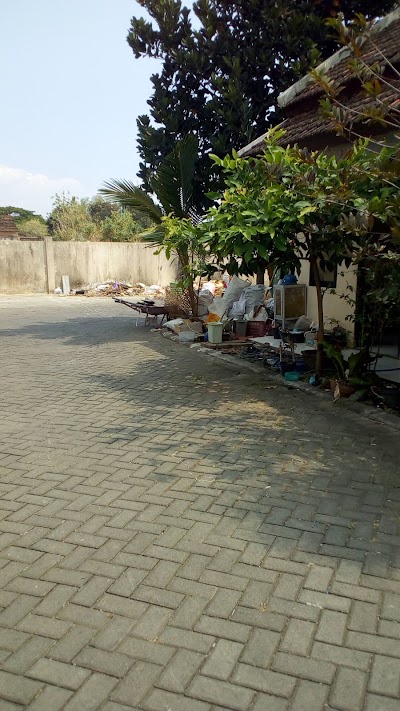 Photos of Tpst 3R Tonatan ( Tempat Pengolahan Sampah Terpadu )