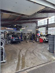 Photo n°8 de Euromaster Meca & Pneus - Nancy Dombasle sur meurthe à Dombasle-sur-Meurthe (Magasin de pneus)