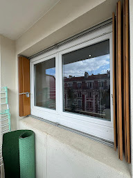 Photo n°22 de BATI FRANCE 94 Remplacement et Entretien Fenêtre & Volet. Devis Gratuit, Prix Direct Usine à Vincennes (Vitrier)