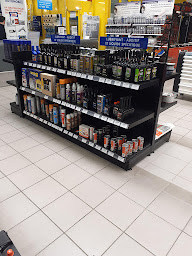 Photo n°15 de Autodistribution à Saint-Pierre-du-Mont (Magasin d'accessoires pour poids lourds)