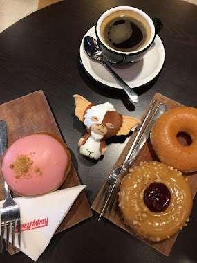 Krispy Kreme, Author: Debora Tobing