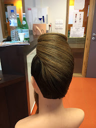 Photo n°30 de Apparence Coiffure à Vesoul (Salon de coiffure)