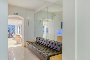 Photo n°10 de DESSANGE - Coiffeur Saint-Germain-En-Laye à Saint-Germain-en-Laye (Institut de beauté)