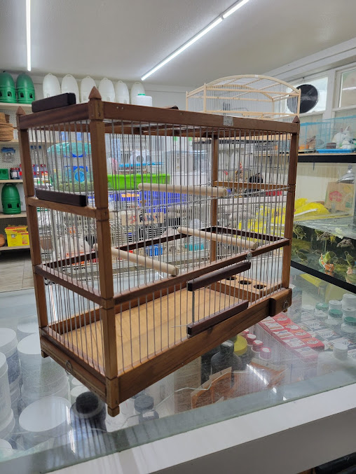 Leo Tampa Pet Shop . photo 5