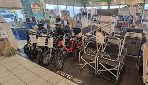 Photo n°2 de Narbonne Accessoires Chalon à Lux (Magasin d'articles pour véhicules de loisirs)