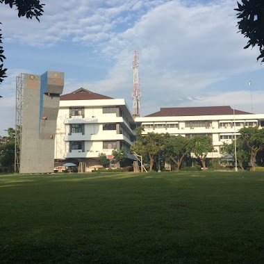 Universitas Pancasila, Author: Tamtomo Daniswara