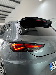 Photo n°9 de SELECT AUTO - Vitres Teintées Rouen Automobile & Bâtiment à Canteleu (Service de teinte de vitres automobiles)