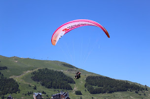 Photo n°57 de 2 alpes parapente à Les Deux Alpes (École de parachutisme)