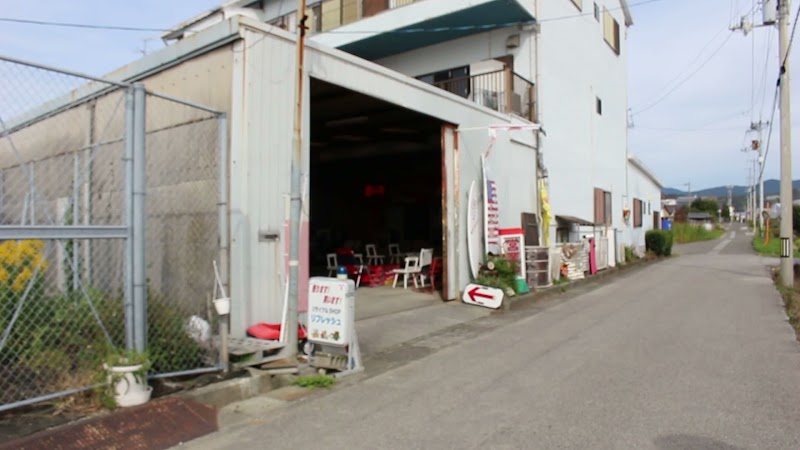 卓球・カラオケ・レトロ雑貨みるきぃ