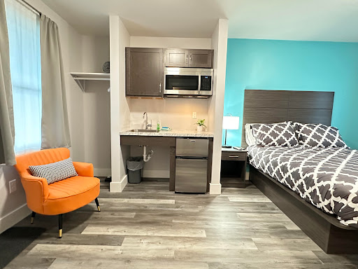 Twin Rock Motel & Extended Stay Suites - Thumbnail