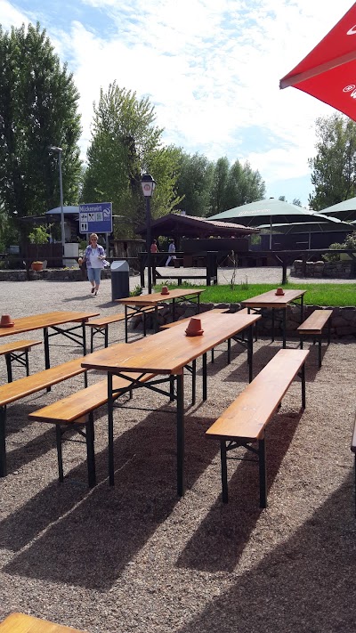 Photos of M&uuml;ckenwirt Biergarten