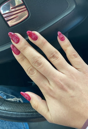 Room Nails