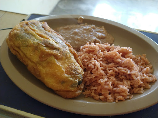 Pollos Y Comidas La Casita