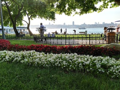 Photos of Turyol &Uuml;sk&uuml;dar İskelesi