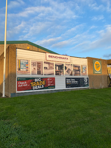 Benchmarx Kitchens & Joinery Halstead