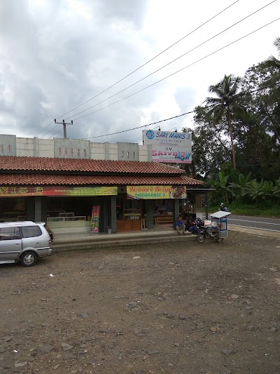 Photos of Sari Manis 3