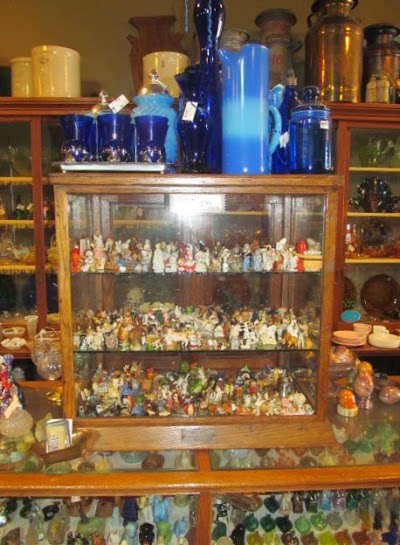 Abbott Antiques