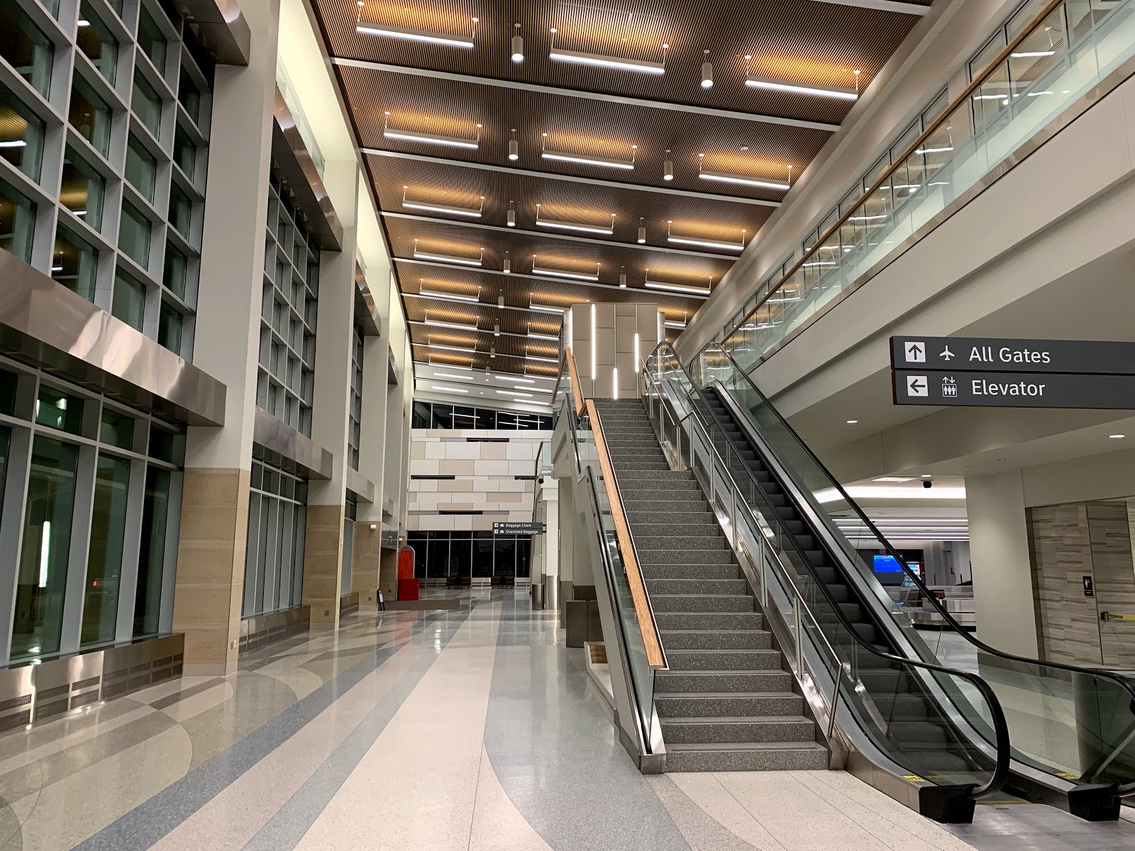 Sloulin Field International Airport