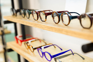 Photo n°11 de L’Atelier de Camille Opticien Lunetier Albi à Albi (Opticien)