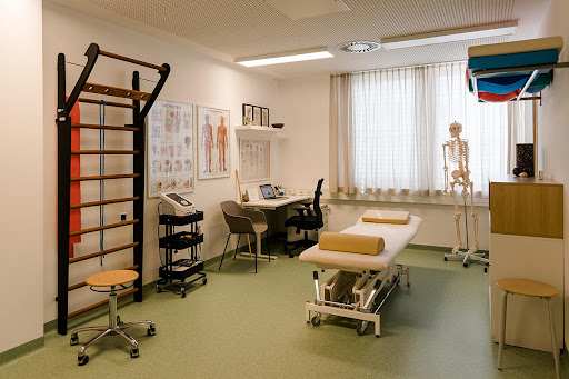 Physiotherapeut - Dr. Klaus Sommer - Thumbnail