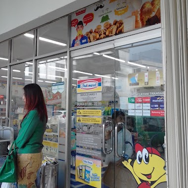 Indomaret Boulevard, Author: Borman A Silalahi