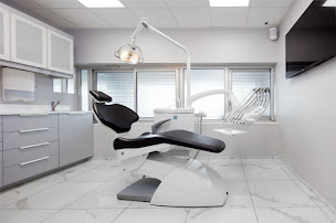 Photo n°5 de Dentiste Bellaiche, Implant, Facette, Laser, Kremlin-Bicêtre à Le Kremlin-Bicêtre (Service de blanchiment des dents)