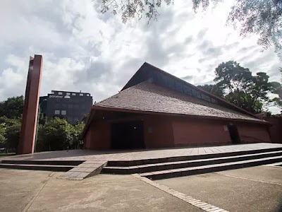 Photos of Church Chic&oacute;